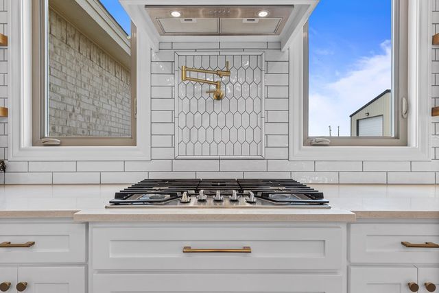 1810 S County Rd 1069, Midland, TX 79706