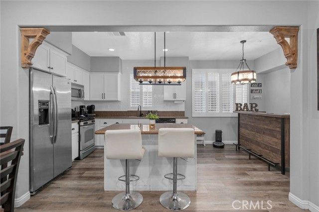 1989 Annandale, Pomona, CA 91767