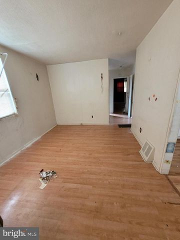 930 PINE RD, Sharon Hill, PA 19079