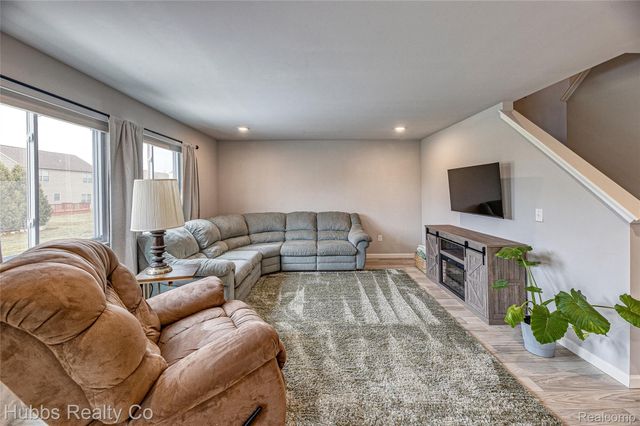 7340 Westminster Circle, Grand Blanc Charter Township, MI 48439