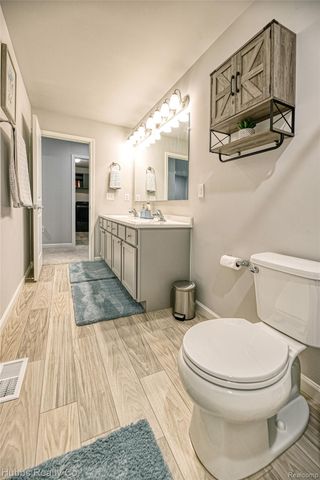 7340 Westminster Circle, Grand Blanc Charter Township, MI 48439