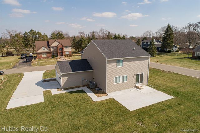 7340 Westminster Circle, Grand Blanc Charter Township, MI 48439