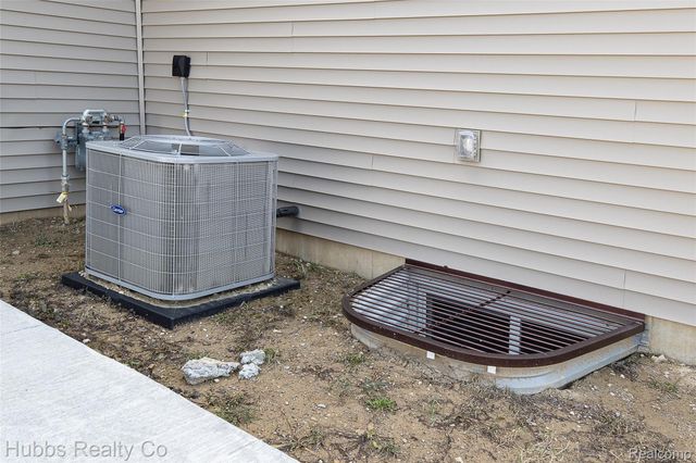 7340 Westminster Circle, Grand Blanc Charter Township, MI 48439