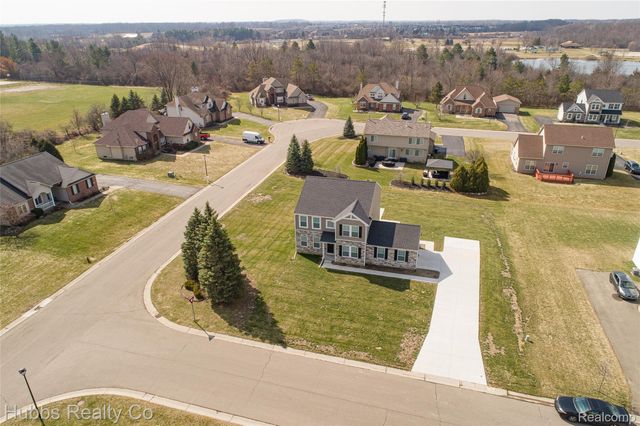 7340 Westminster Circle, Grand Blanc Charter Township, MI 48439