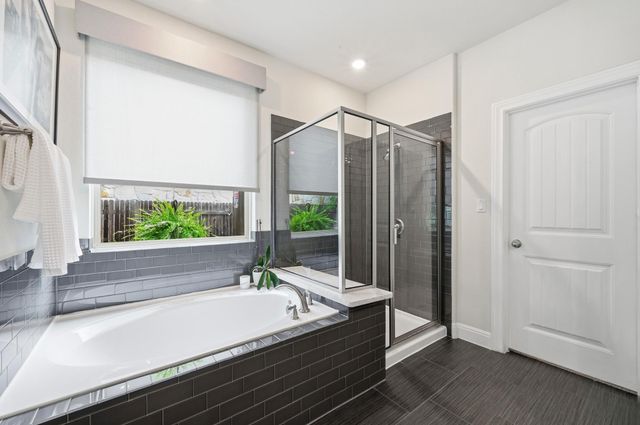 16032 La Rosa DR, Austin, TX 78738