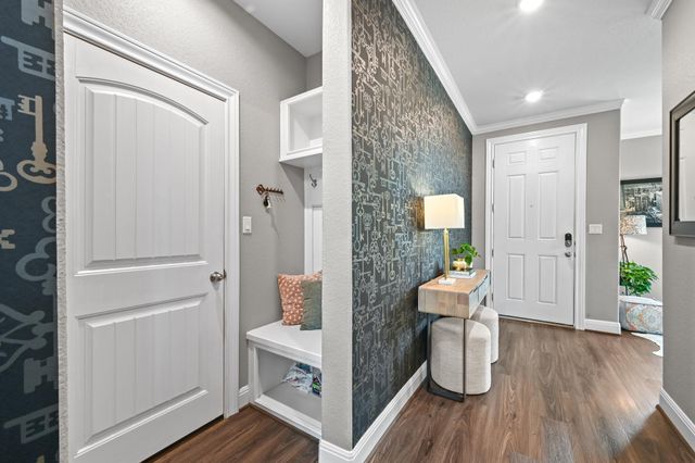 16032 La Rosa DR, Austin, TX 78738