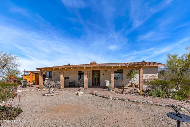 132 W River Road, Tucson, AZ 85704