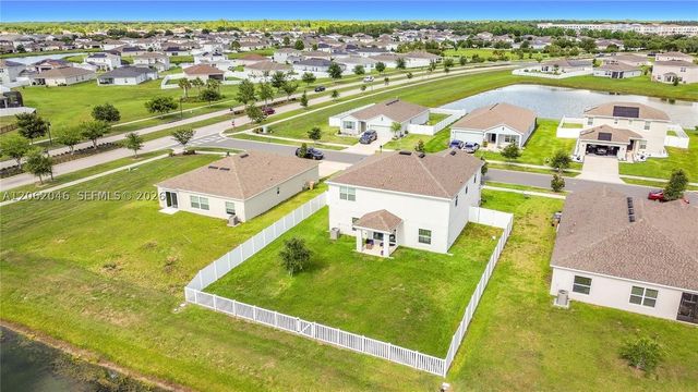 246 ZIRCON ROAD, Kissimmee, FL 34758