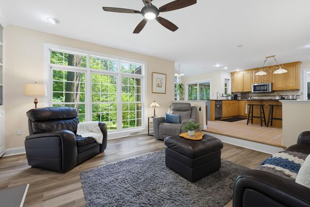 3276 VERDANT GRV, Lancaster, PA 17601