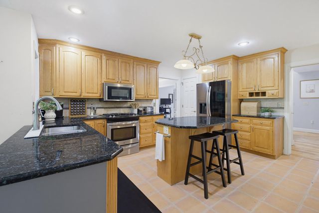 3276 VERDANT GRV, Lancaster, PA 17601