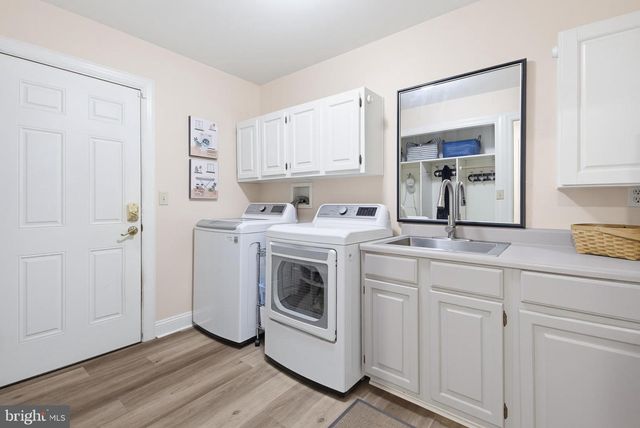 3276 VERDANT GRV, Lancaster, PA 17601