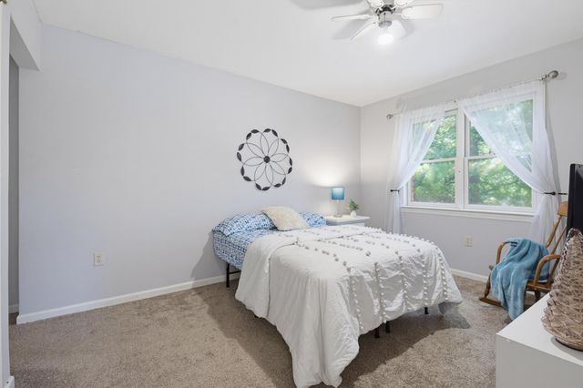 3276 VERDANT GRV, Lancaster, PA 17601