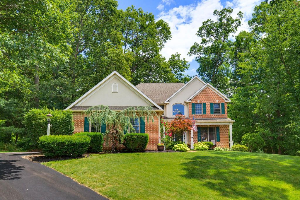 3276 VERDANT GRV, Lancaster, PA 17601