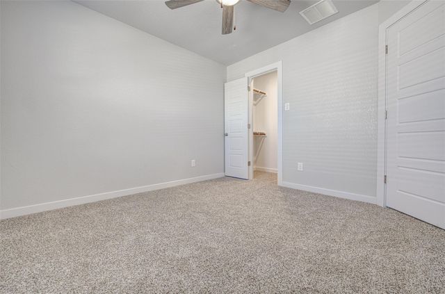 417 Ravens Crest DR, Hutto, TX 78634