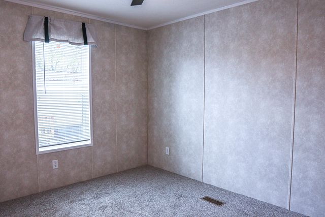 1148 Lauren Drive, Sandwich, IL 60548