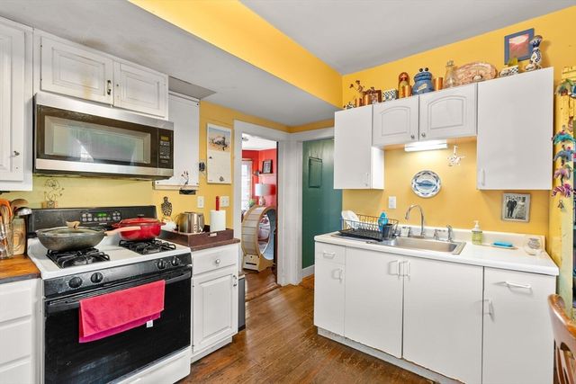 9 Blanvon Road, Boston, MA 02130