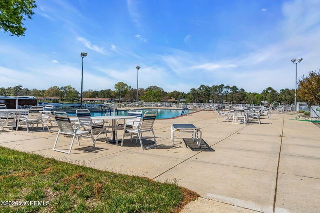 52C Cambridge Court, Lakewood, NJ 08701