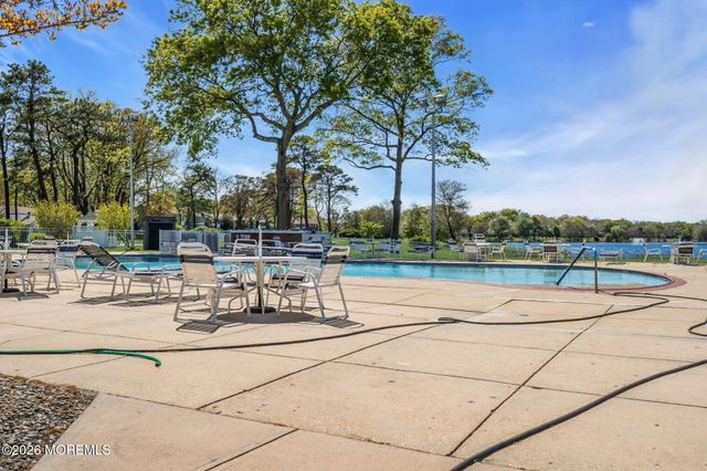 52C Cambridge Court, Lakewood, NJ 08701