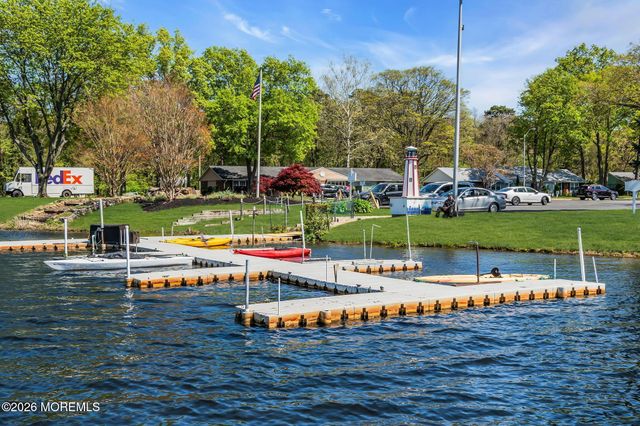 52C Cambridge Court, Lakewood, NJ 08701