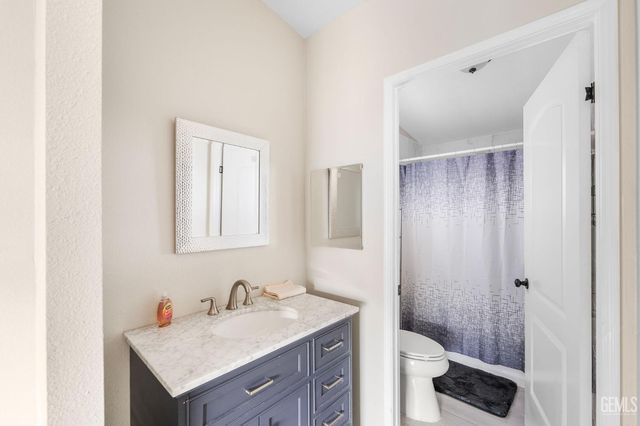 9131 Rosedale Highway 67, Bakersfield, CA 93312