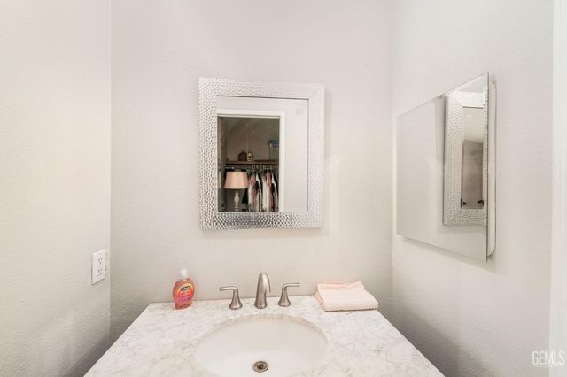 9131 Rosedale Highway 67, Bakersfield, CA 93312