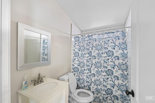 9131 Rosedale Highway 67, Bakersfield, CA 93312