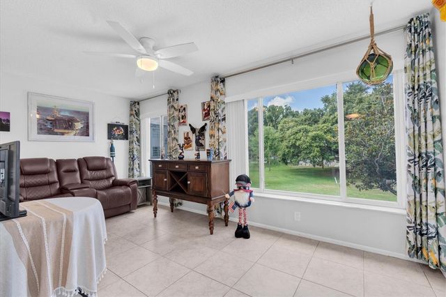 2461 RHODESIAN DRIVE 45, Clearwater, FL 33763