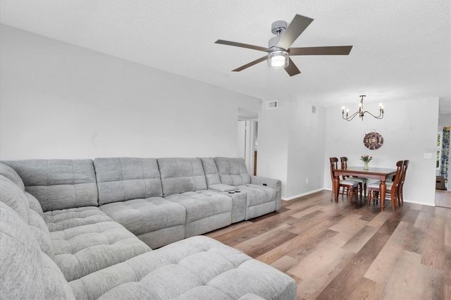 2461 RHODESIAN DRIVE 45, Clearwater, FL 33763