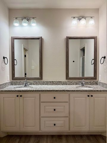 1708 102nd Street, B, Lubbock, TX 79423