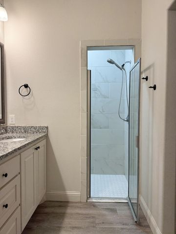 1708 102nd Street, B, Lubbock, TX 79423