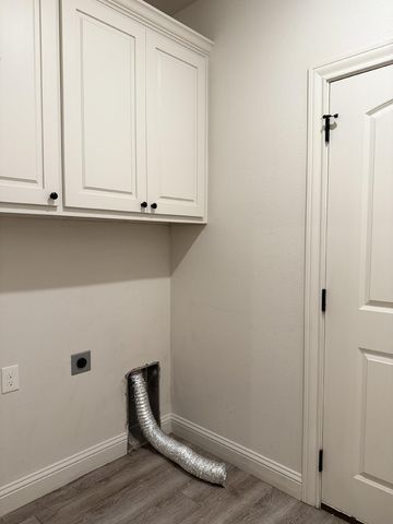 1708 102nd Street, B, Lubbock, TX 79423