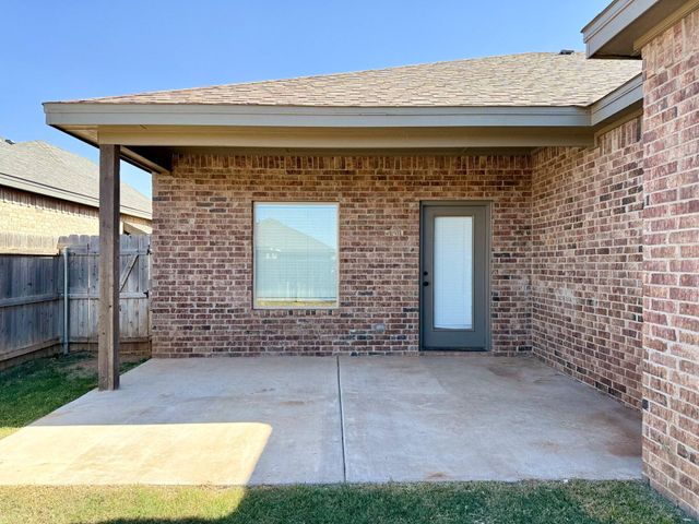 1708 102nd Street, B, Lubbock, TX 79423