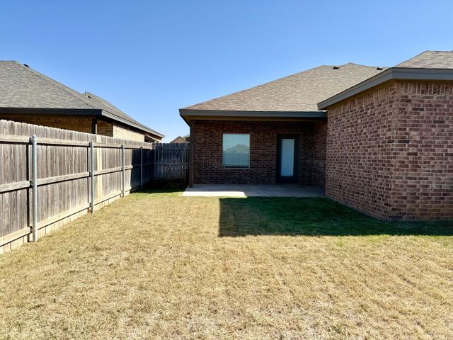 1708 102nd Street, B, Lubbock, TX 79423