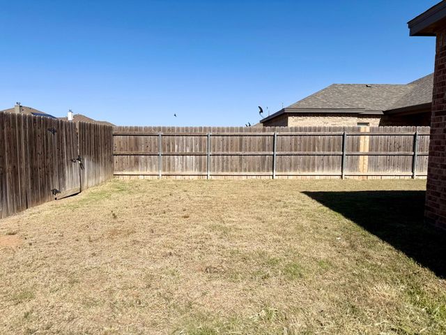 1708 102nd Street, B, Lubbock, TX 79423