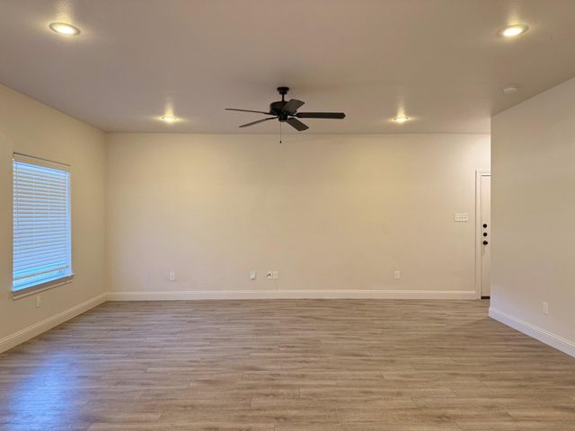 1708 102nd Street, B, Lubbock, TX 79423