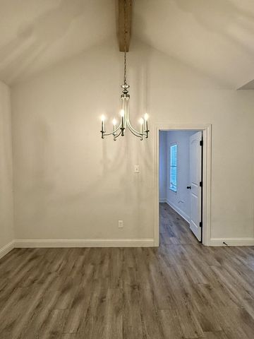 1708 102nd Street, B, Lubbock, TX 79423