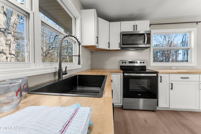 53 Takesa Drive, Crossville, TN 38555