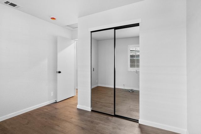 6332 Elkhorn Manor Dr, Rio Linda, CA 95673