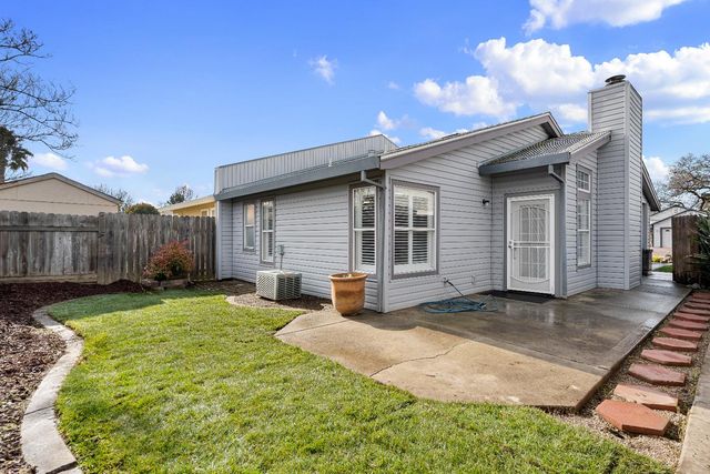 6332 Elkhorn Manor Dr, Rio Linda, CA 95673