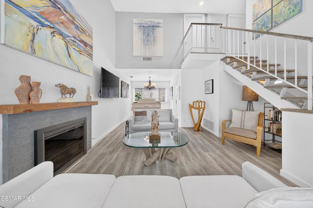 91 Albion Place, Newbury Park, CA 91320