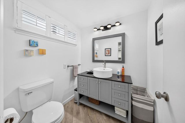 91 Albion Place, Newbury Park, CA 91320