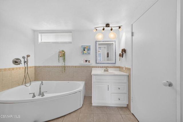 91 Albion Place, Newbury Park, CA 91320