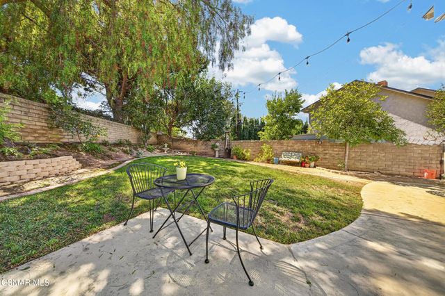 91 Albion Place, Newbury Park, CA 91320
