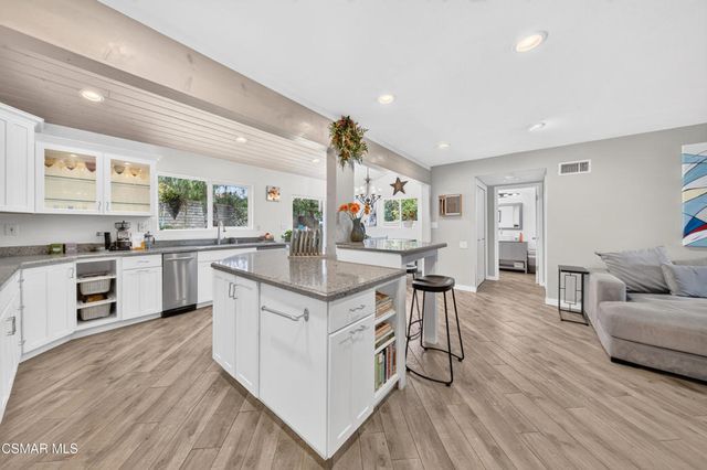 91 Albion Place, Newbury Park, CA 91320