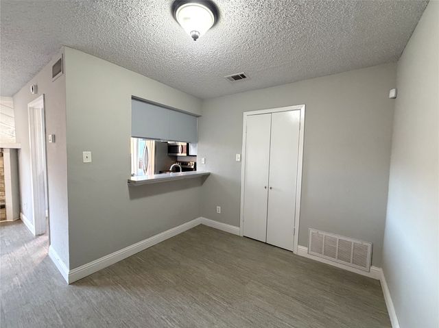 4233 Madera Road 4, Irving, TX 75038
