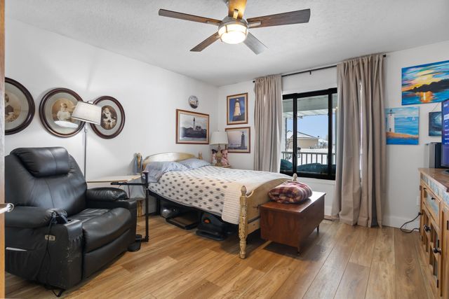 1915 NW 19TH Ave, Minot, ND 58703