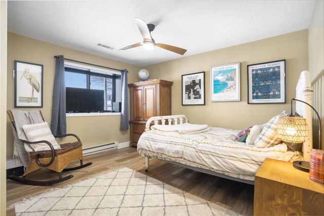 1915 NW 19TH Ave, Minot, ND 58703