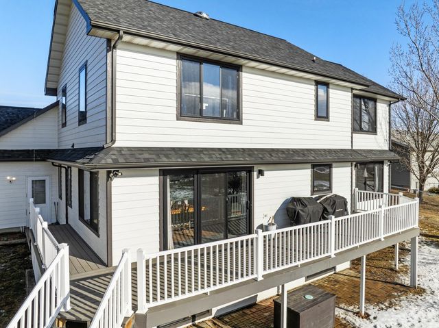 1915 NW 19TH Ave, Minot, ND 58703