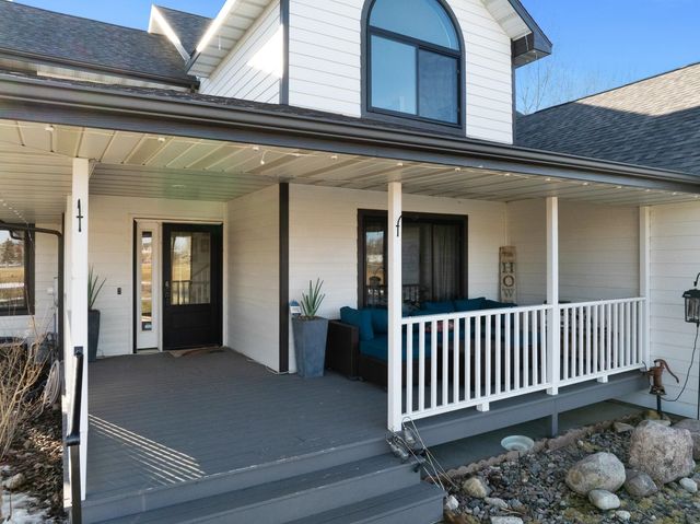 1915 NW 19TH Ave, Minot, ND 58703