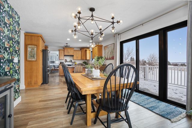 1915 NW 19TH Ave, Minot, ND 58703